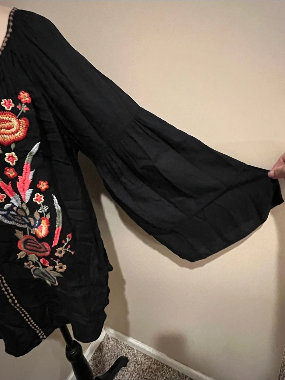 Solitaire Black V neck Bell-Sleeve embroidered front top, size L